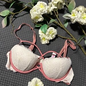 Victoria's Secret Pink and White Lace Bra